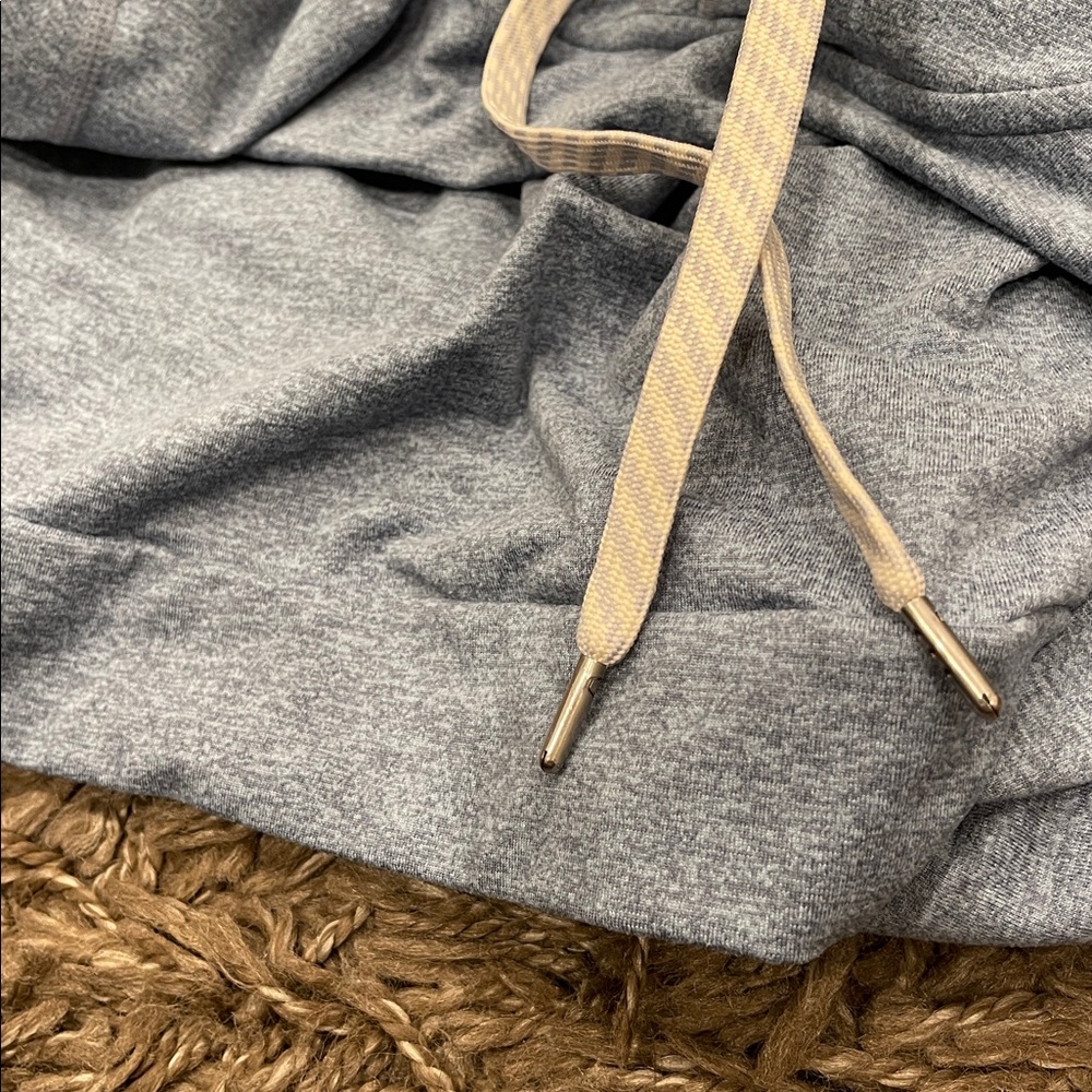 Vuori Clothing W Halo Essential Hoodie Size Small - Picture 8 of 11